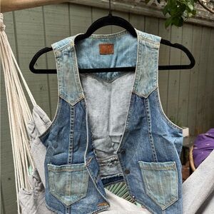 BDG Vintage Denim Vest